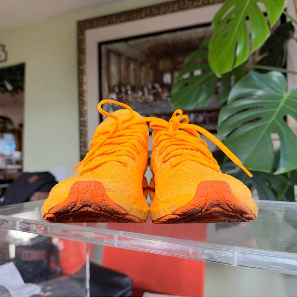 Under Armour Phantom2 sneakers, preloved.